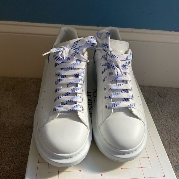 Alexander McQueen sneaker - Picture 3 of 3